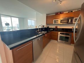 244 Biscayne Blvd 3708, Miami FL 33132