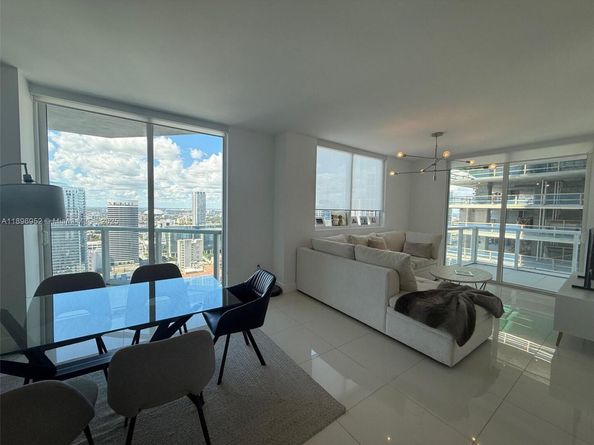 244 Biscayne Blvd 3708, Miami FL 33132