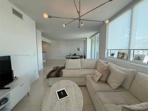 244 Biscayne Blvd 3708, Miami FL 33132
