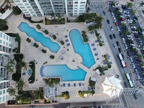 244 Biscayne Blvd 3708, Miami FL 33132