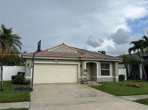 16363 SW 11th St, Pembroke Pines FL 33027