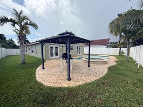 16363 SW 11th St, Pembroke Pines FL 33027