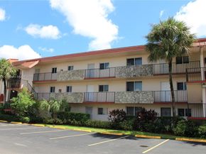 1080 Del Lago Cir 202, Sunrise FL 33313