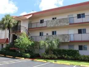 1080 Del Lago Cir 202, Sunrise FL 33313