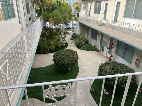 2072 NE 169th St 9, 11, 12 & 5, North Miami Beach FL 33162