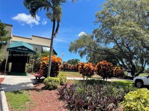 1831 Sabal Palm Dr 403, Davie FL 33324