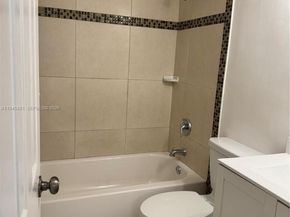 1831 Sabal Palm Dr 403, Davie FL 33324