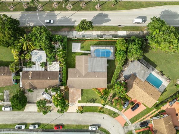 10835 SW 152nd Ter, Miami FL 33157