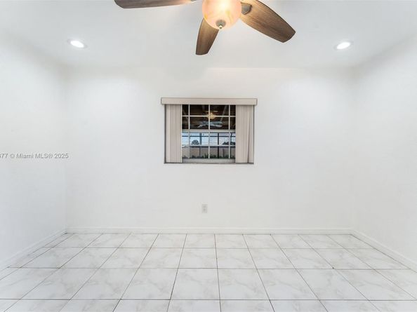 10835 SW 152nd Ter, Miami FL 33157