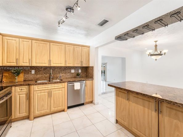 10835 SW 152nd Ter, Miami FL 33157