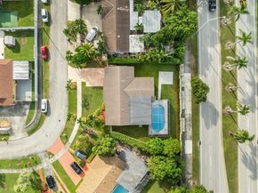 10835 SW 152nd Ter, Miami FL 33157