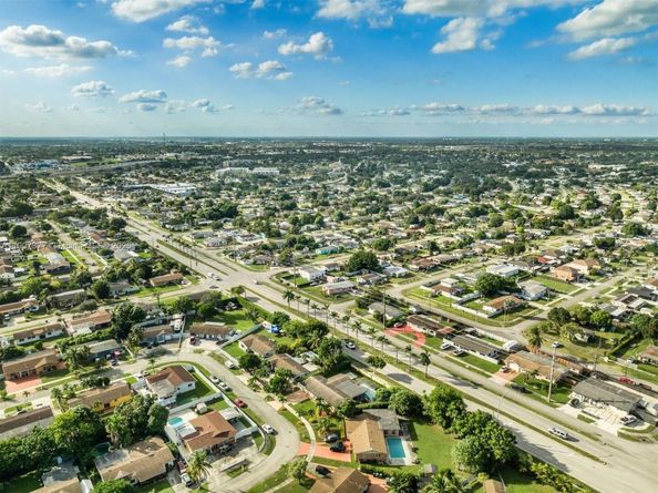 10835 SW 152nd Ter, Miami FL 33157