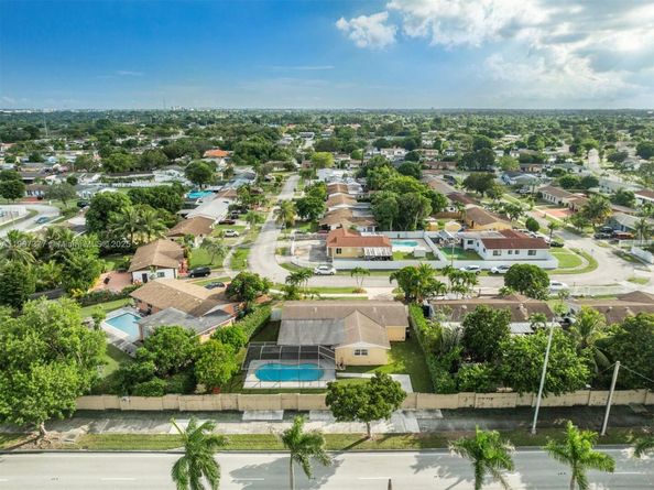 10835 SW 152nd Ter, Miami FL 33157