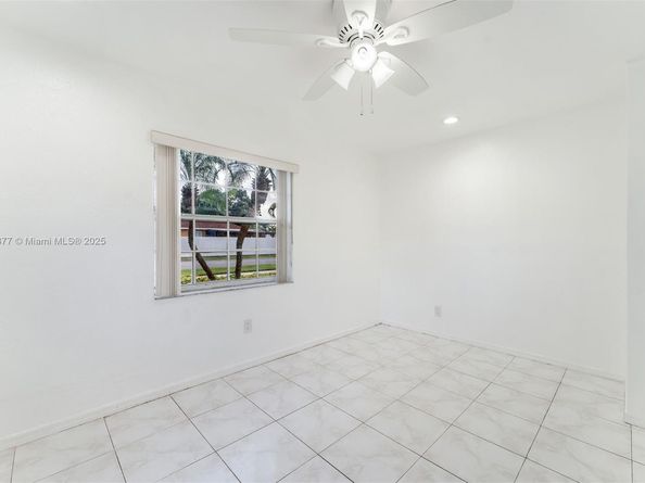 10835 SW 152nd Ter, Miami FL 33157