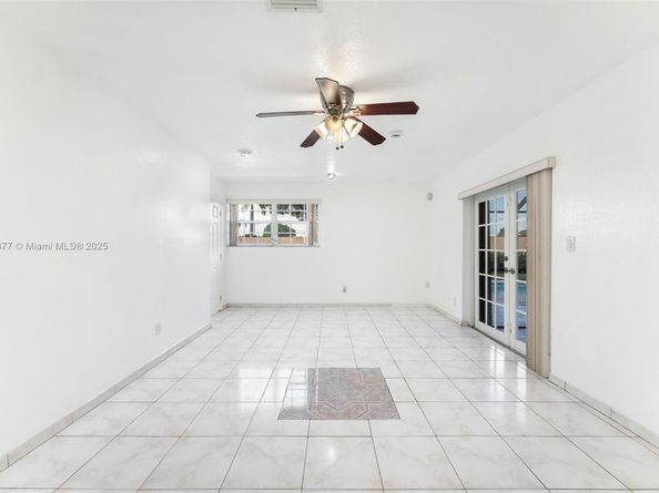 10835 SW 152nd Ter, Miami FL 33157