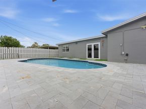 9771 NW 24th Pl, Sunrise FL 33322