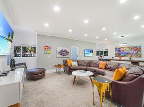 1532 NE 144th St, Miami FL 33161