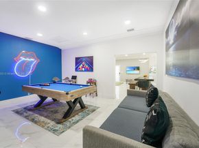 1532 NE 144th St, Miami FL 33161