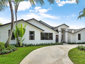 8910 SW 160th St
