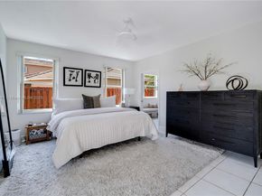 8910 SW 160th St, Palmetto Bay FL 33157