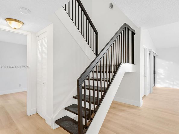 12393 NW 12th Ct, Pembroke Pines FL 33026