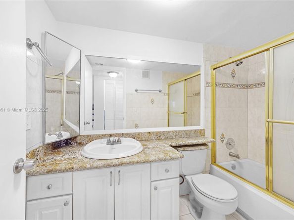 12393 NW 12th Ct, Pembroke Pines FL 33026