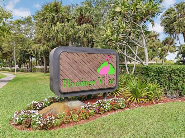 12393 NW 12th Ct, Pembroke Pines FL 33026