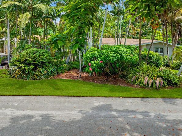 7331 SW 117th Ter, Pinecrest FL 33156
