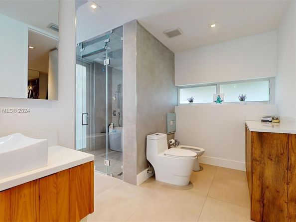 10420 SW 64th St, Miami FL 33173