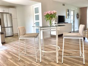 9423 S Hollybrook Lake Dr 106, Pembroke Pines FL 33025