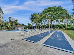 3800 Hillcrest Dr 1204, Hollywood FL 33021