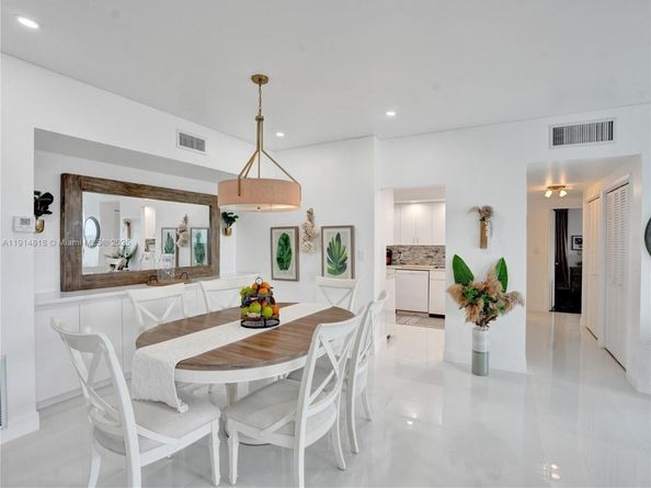 3800 Hillcrest Dr 1204, Hollywood FL 33021