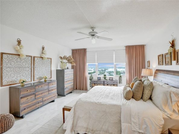 3800 Hillcrest Dr 1204, Hollywood FL 33021