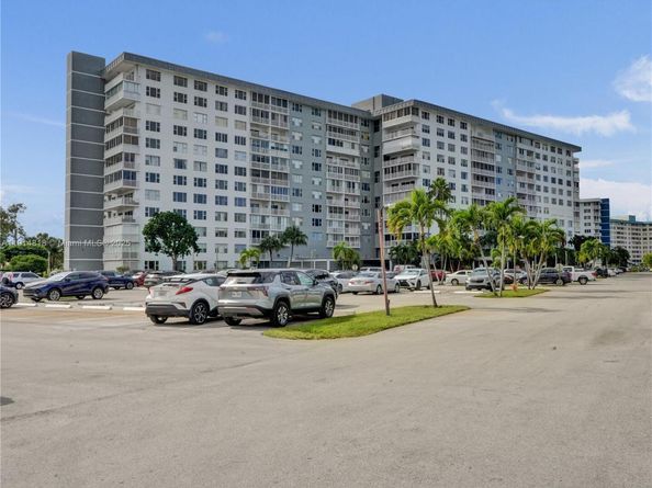 3800 Hillcrest Dr 1204, Hollywood FL 33021