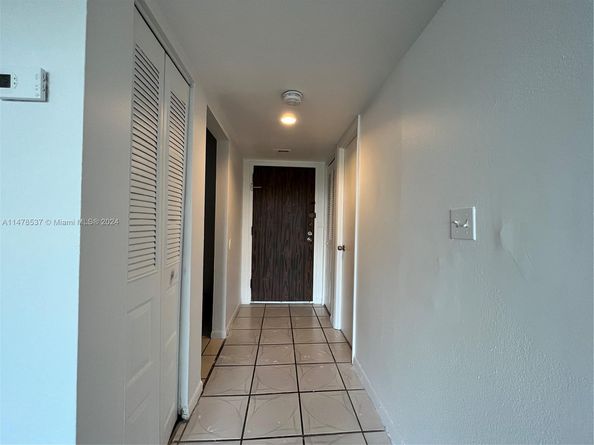 492 NW 165th St Rd C611, Miami FL 33169