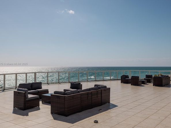5445 Collins Ave M9 M10 M11 M12, Miami Beach FL 33140