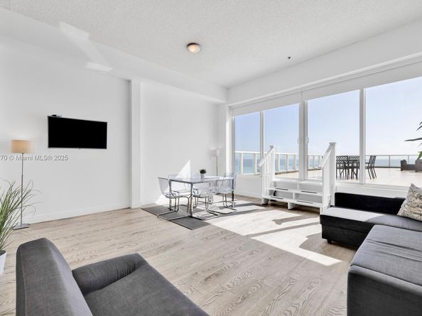 5445 Collins Ave M9 M10 M11 M12, Miami Beach FL 33140