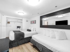 5445 Collins Ave M9 M10 M11 M12, Miami Beach FL 33140