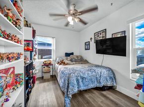 1317 W 61st Pl, Hialeah FL 33012