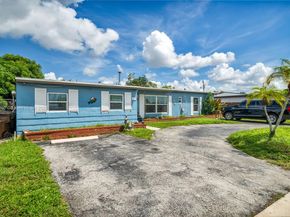 1317 W 61st Pl, Hialeah FL 33012