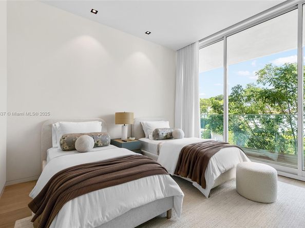 1081 W 48th St N01, Miami Beach FL 33140