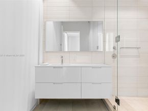 1081 W 48th St N01, Miami Beach FL 33140