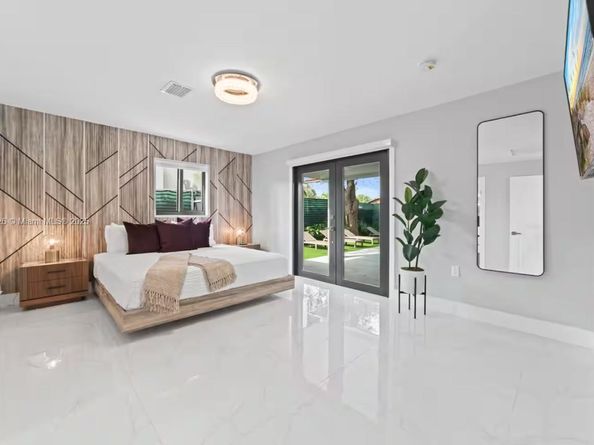 Undisclosed Address #A11888126, Miami FL 33142