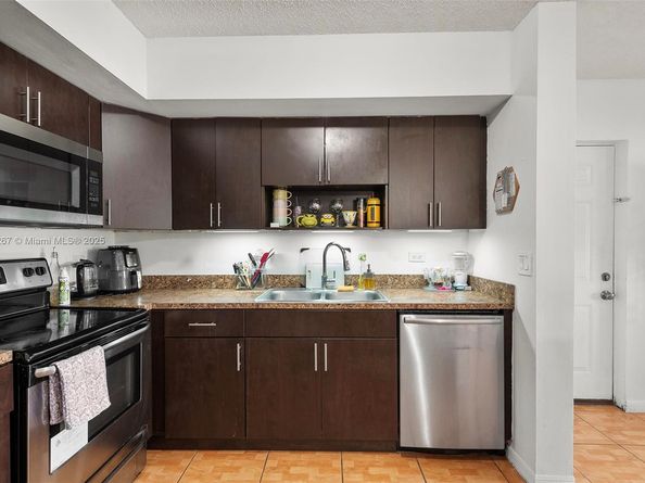 3660 N 56th Ave 602, Hollywood FL 33021