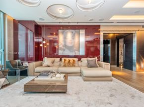 50 S Pointe Dr 905, Miami Beach FL 33139