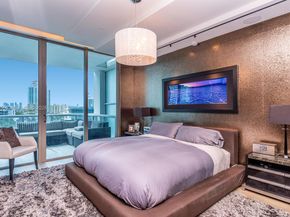 50 S Pointe Dr 905, Miami Beach FL 33139