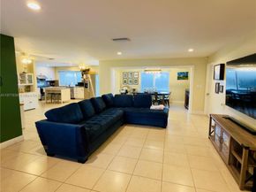 8801 NW 6th St, Pembroke Pines FL 33024