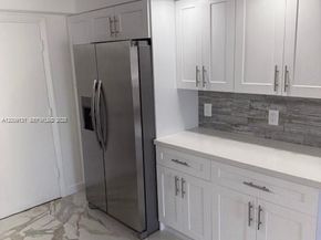 1901 S Ocean Dr 207, Hollywood FL 33019