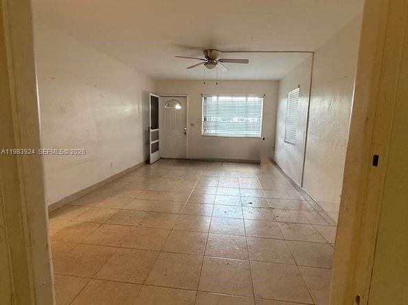 1541 NE 205th Ter, Miami FL 33179