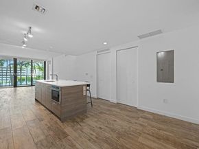 650 NE 32nd St 602, Miami FL 33137